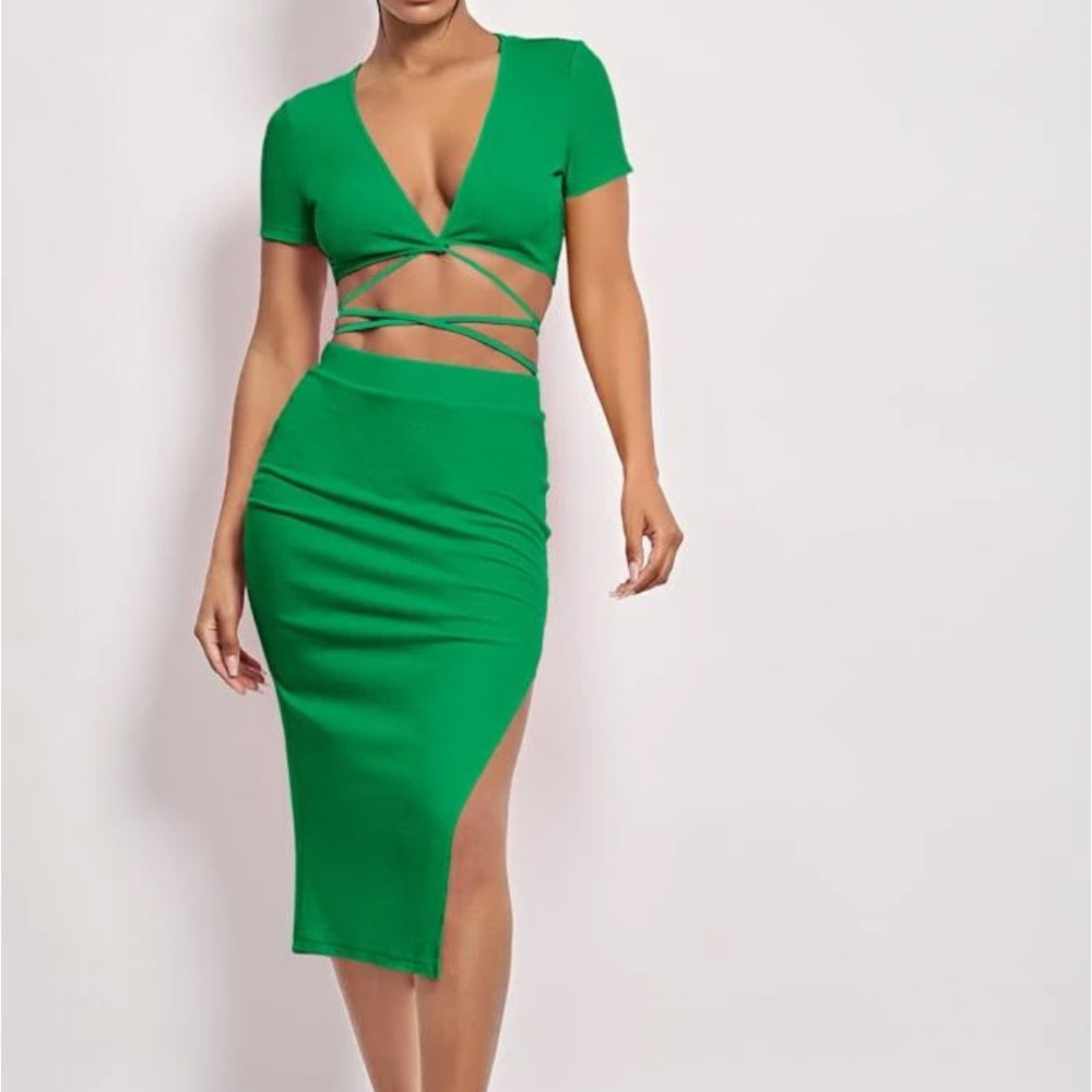 2 piece green set